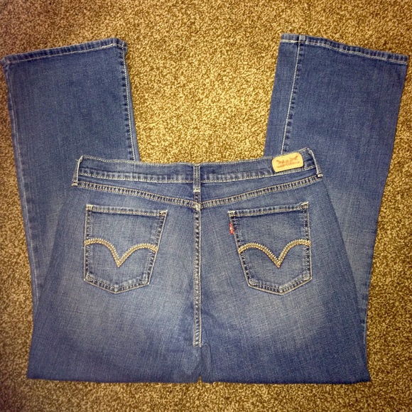size 16 levi jeans womens